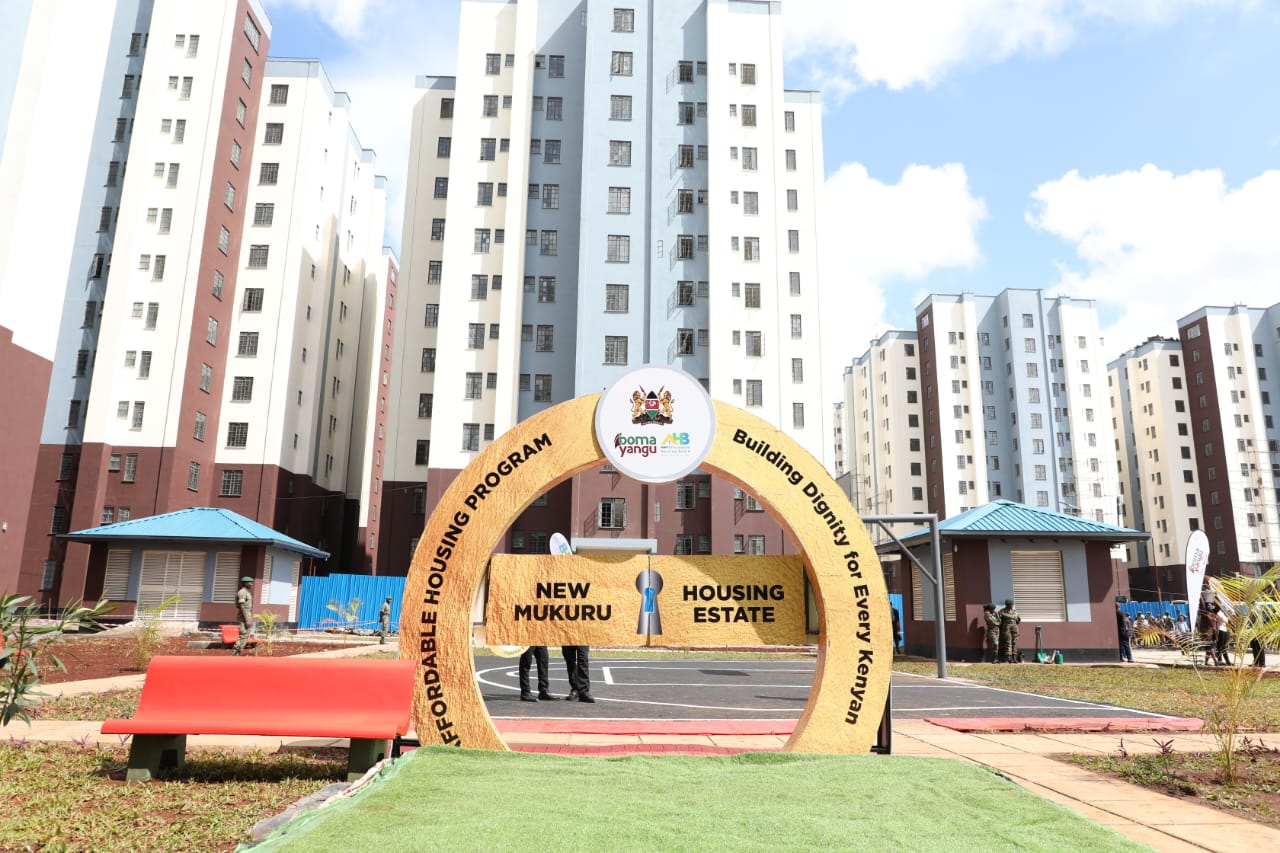 New chapter for 1,080 families as they receive keys to their new homes image 3